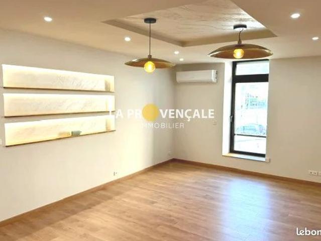 Loft 3 pièces 93 m²