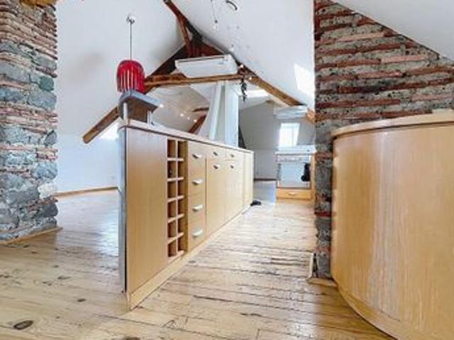 Loft 3 pièces 100 m²