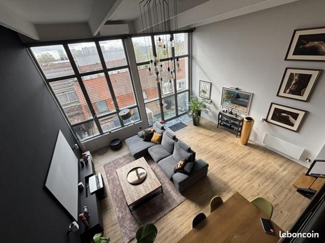 Loft 3 pièces 102 m²