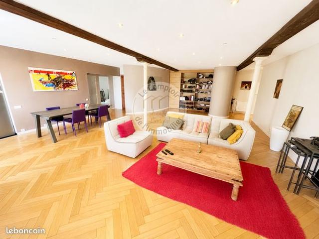 Loft 3 pièces 106 m²