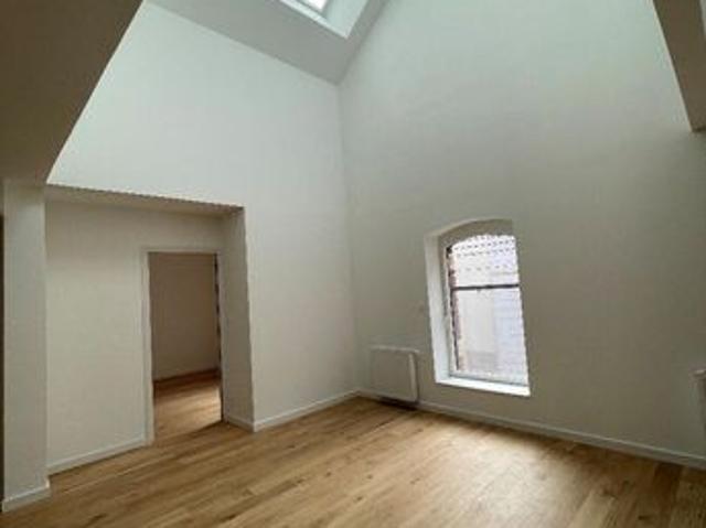 Loft 3 pièces 105 m²