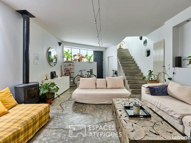 Loft 3 pièces 120 m²