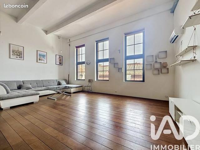 Loft 3 pièces 130 m²