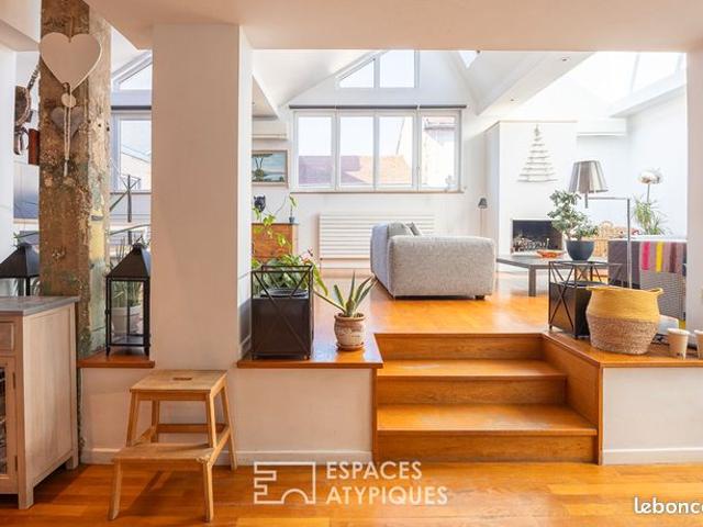 Loft 3 pièces 130 m²