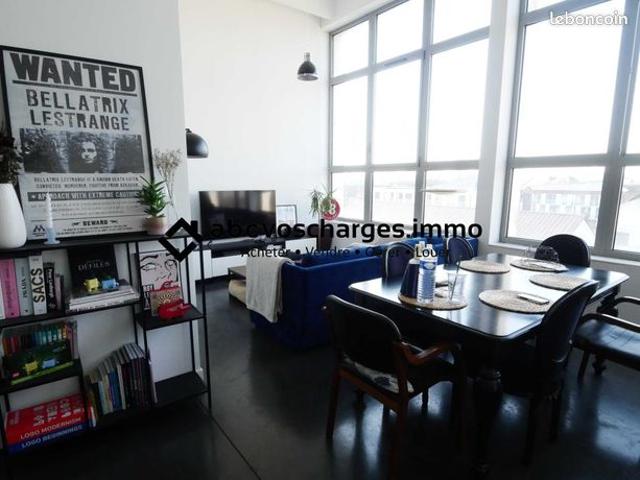 Loft 3 pièces 64 m²