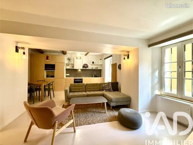 Loft 3 pièces 65 m²