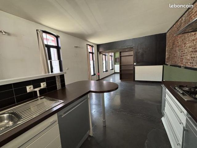 Loft 3 pièces 66 m²
