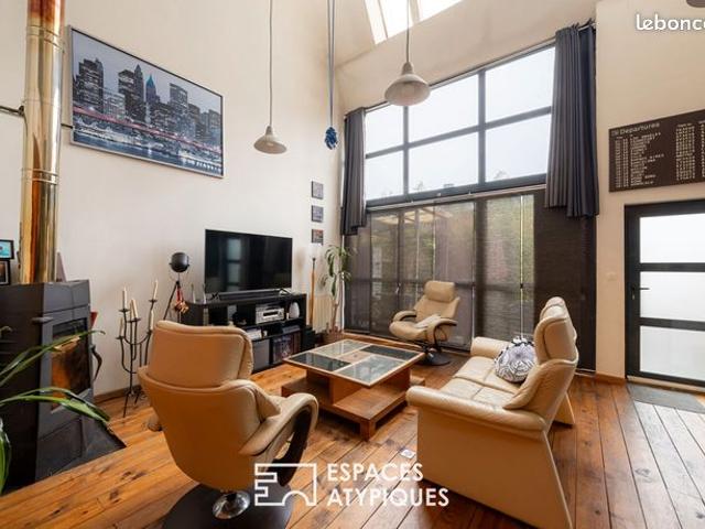 Loft 3 pièces 67 m²