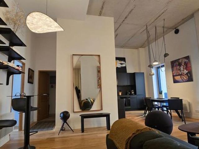 Loft 3 pièces 75 m²