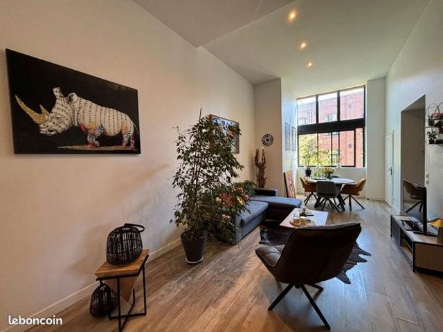 Loft 3 pièces 70 m²