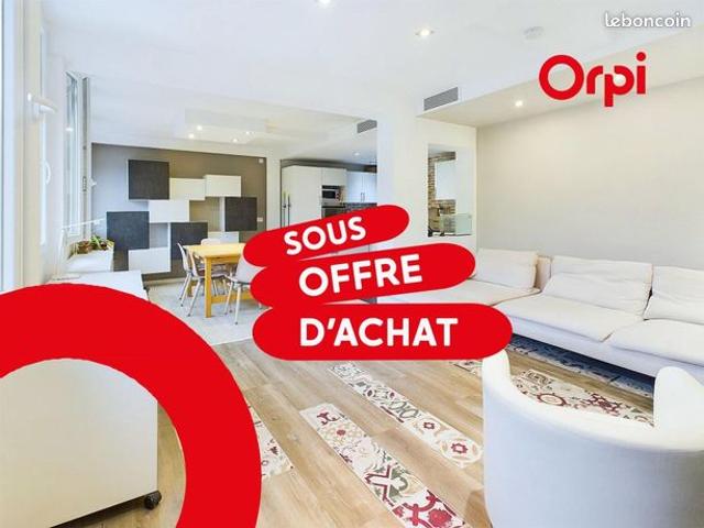 Loft 3 pièces 84 m²