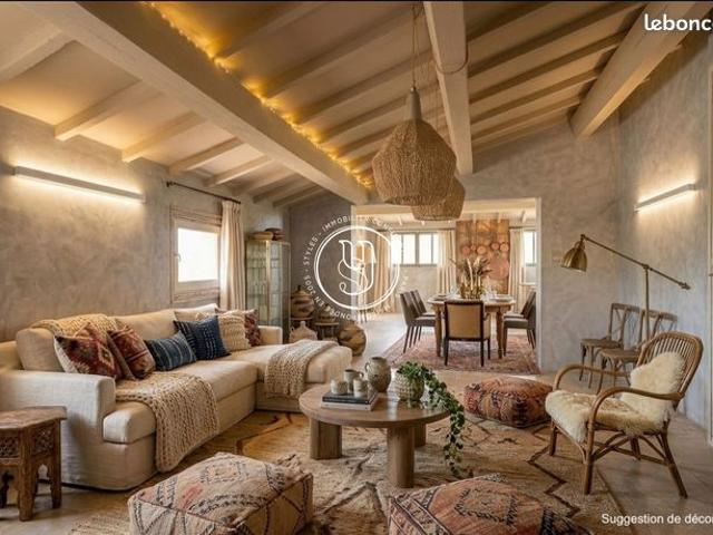 Loft 3 pièces 84 m²