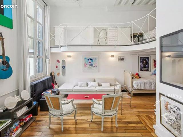 Loft 3 pièces 85 m²