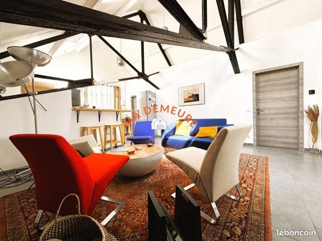 Loft 3 pièces 87 m²