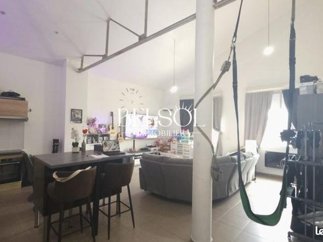Loft 3 pièces 95 m²