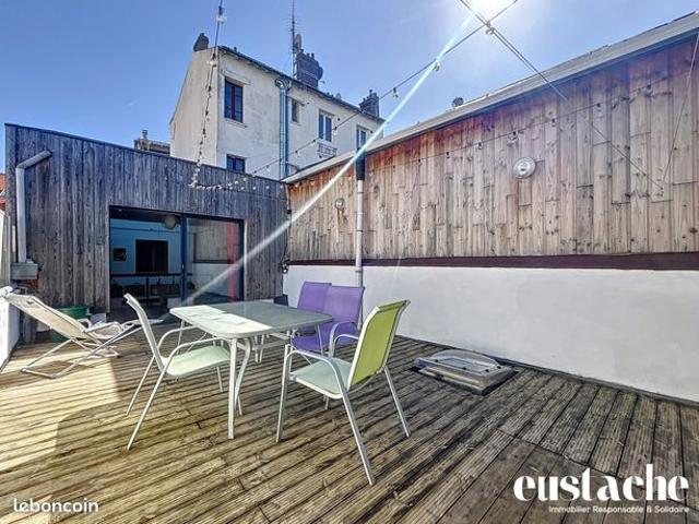 Loft 3 pièces 90 m²