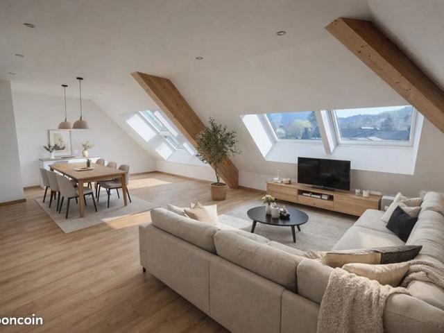 Loft 3 pièces 90 m²