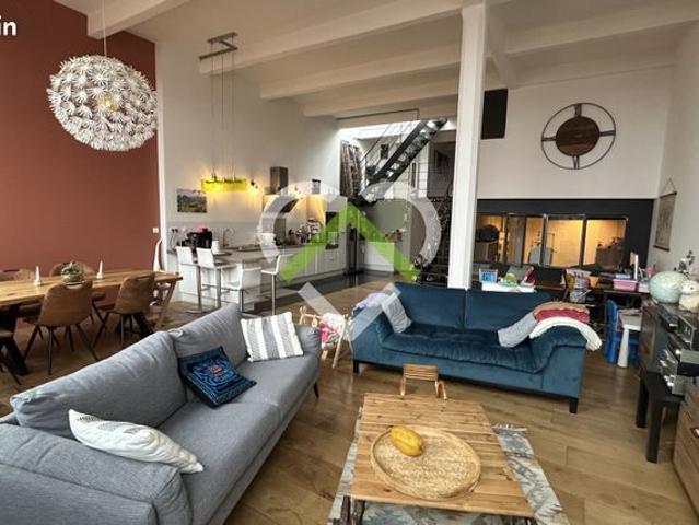Loft 4 pièces 143 m²