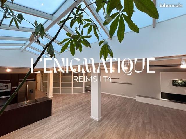 Loft 4 pièces 158 m²