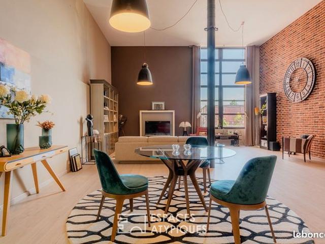 Loft 4 pièces 158 m²