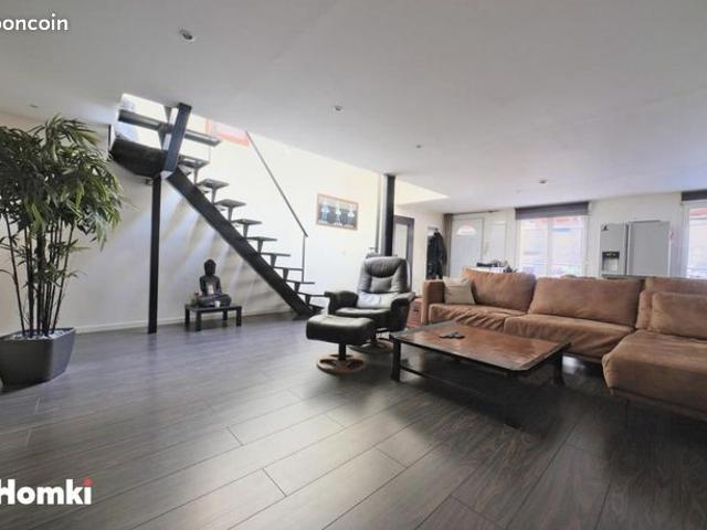 Loft 4 pièces 162 m²
