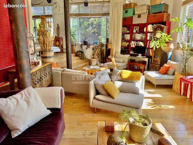 Loft 4 pièces 168 m²