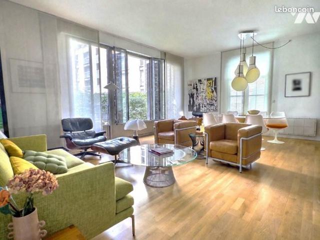 Loft 4 pièces 107 m²
