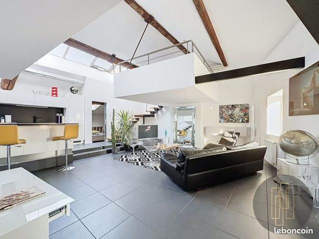 Loft 4 pièces 105 m²