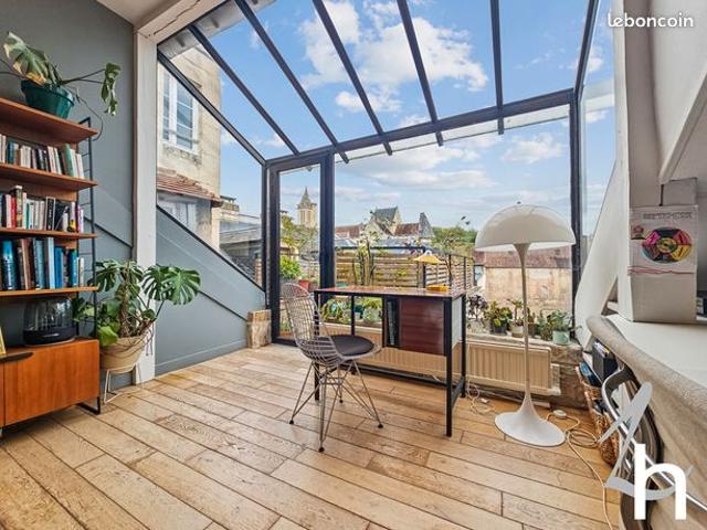 Loft 4 pièces 106 m²