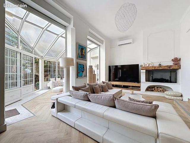 Loft 4 pièces 109 m²