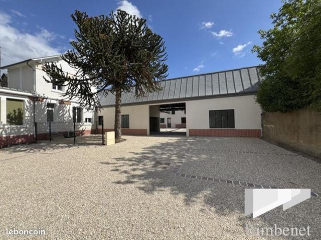 Loft 4 pièces 112 m²