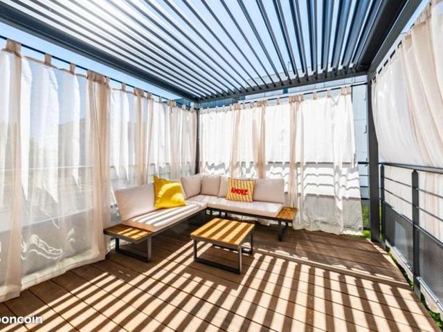 Loft 4 pièces 112 m²