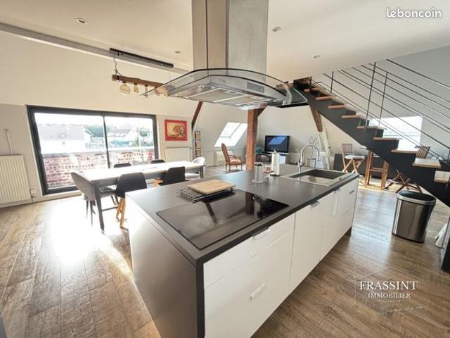 Loft 4 pièces 115 m²