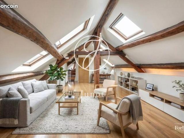 Loft 4 pièces 115 m²