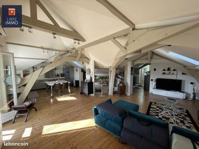 Loft 4 pièces 116 m²