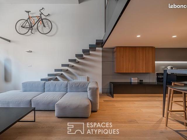 Loft 4 pièces 124 m²