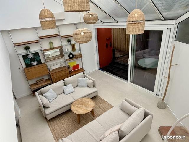 Loft 4 pièces 126 m²