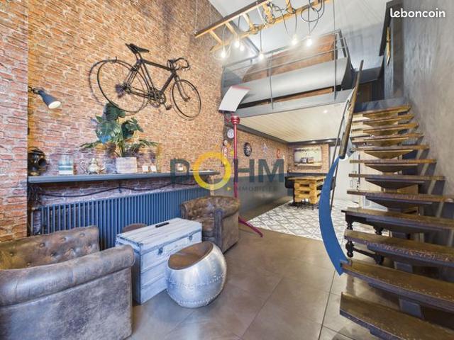 Loft 4 pièces 129 m²