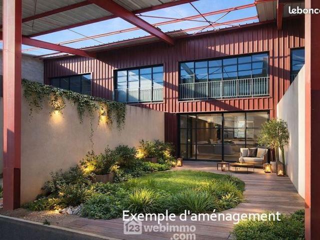 Loft 4 pièces 127 m²