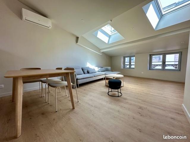 Loft 4 pièces 70 m²