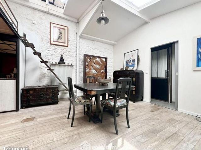 Loft 4 pièces 80 m²