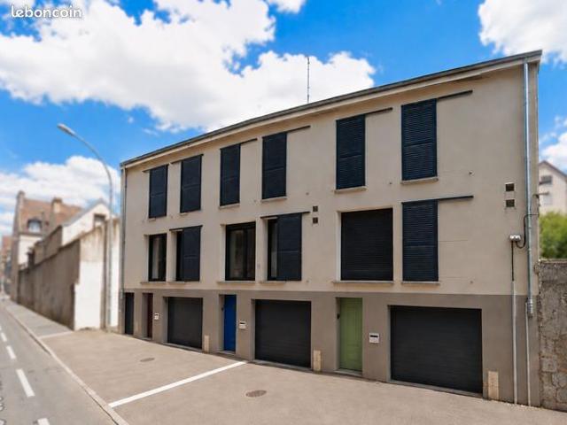 Loft 4 pièces 97 m²