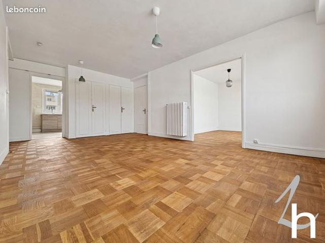 Loft 4 pièces 90 m²