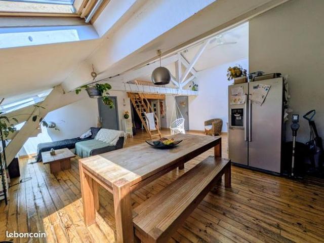 Loft 4 pièces 92 m²