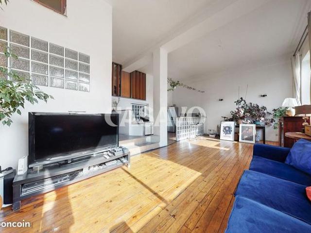 Loft 4 pièces 93 m²