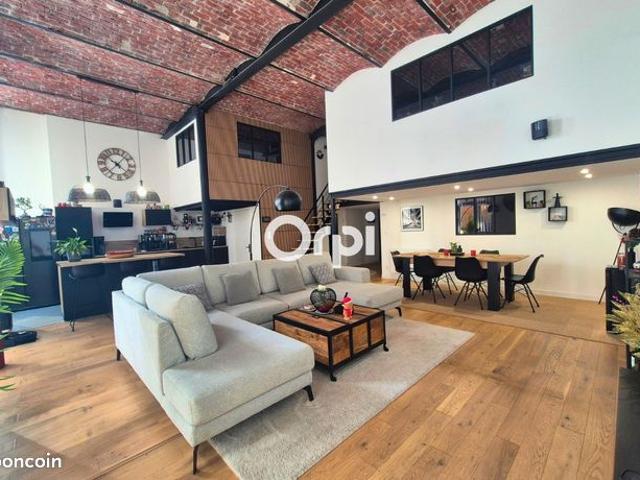 Loft 5 pièces 140 m²