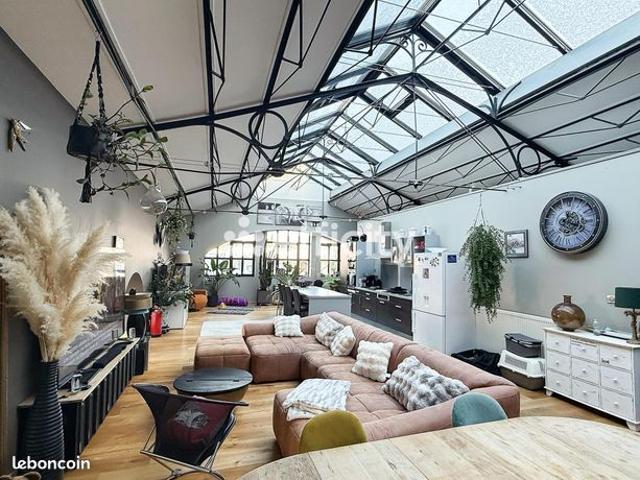 Loft 5 pièces 144 m²
