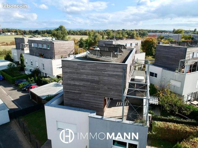 Loft 5 pièces 146 m²