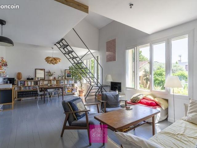 Loft 5 pièces 171 m²