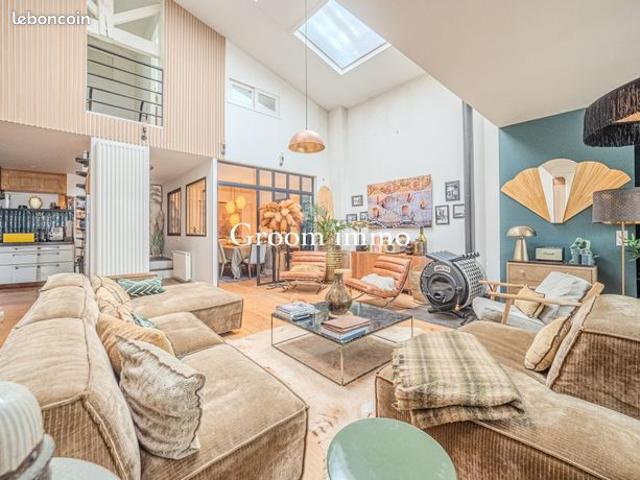 Loft 5 pièces 183 m²
